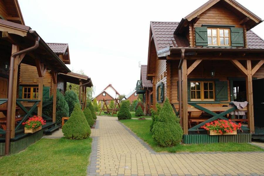 Apartamentowe Domki Drewniane Colorado Villa คาร์เวีย ภายนอก รูปภาพ