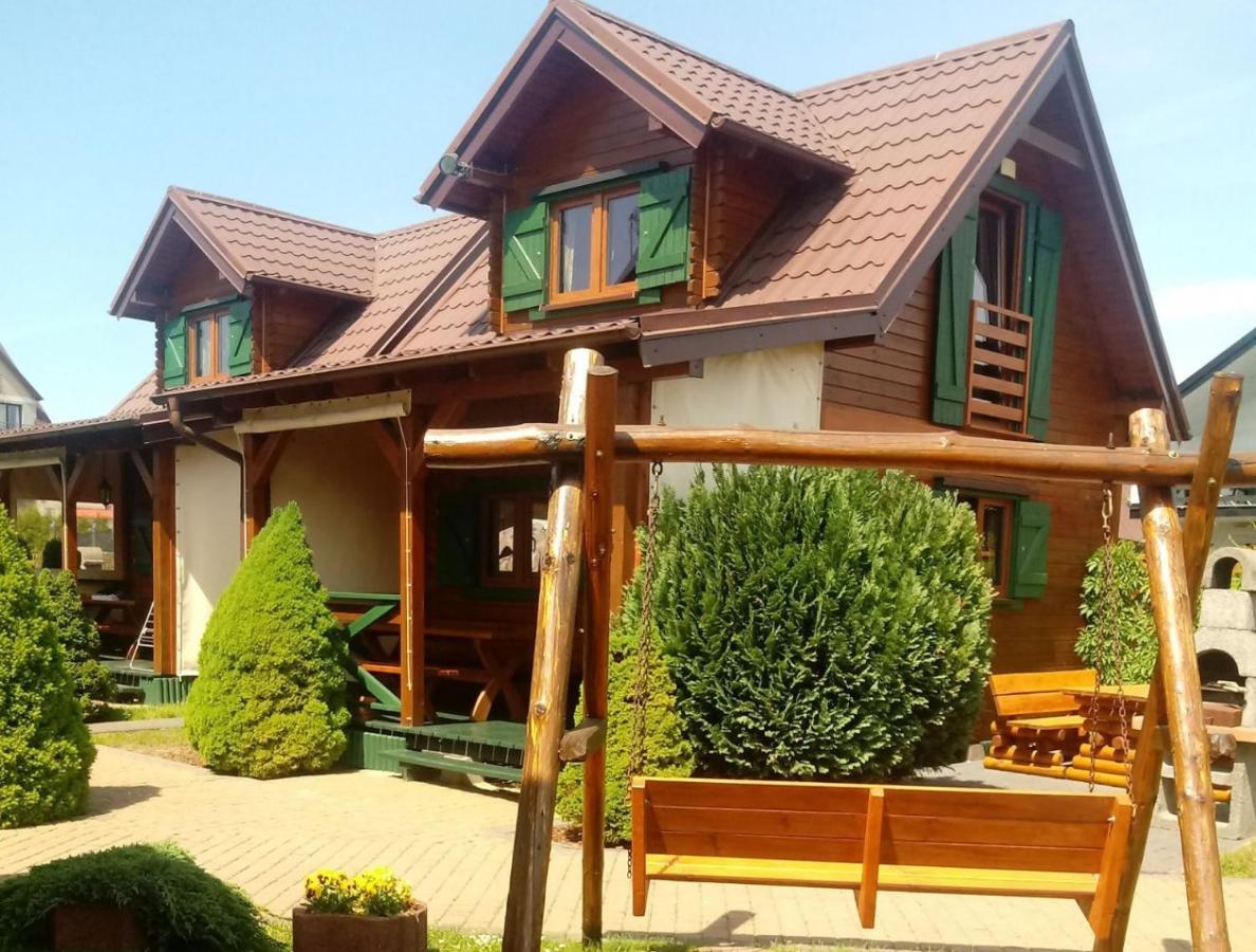 Apartamentowe Domki Drewniane Colorado Villa คาร์เวีย ภายนอก รูปภาพ